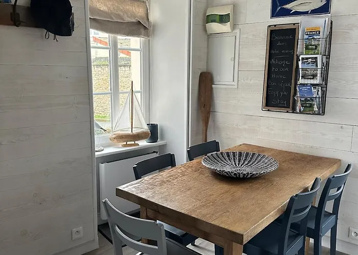 La Maison De Pierre 2 Semesterbostad *